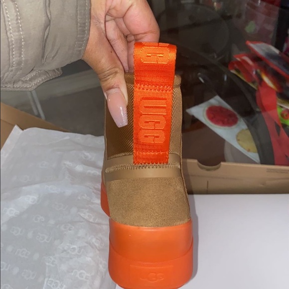 UGG TECH MINI - Picture 3 of 3